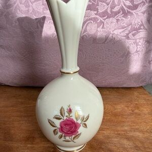 Lenox Cream Vase with Pink Rose and Gold Accents